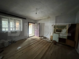 Casa cu 2 camere in Densus, 20 km de Manastirea Prinslop - imagine 4