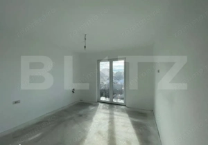 Spațiu Dublu: Apartament + Pod + 4 Locuri de Parcare, Giarmata VII - imagine 4