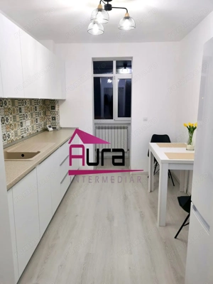 Inchiriez apartament 2 camere zona Str.Isaccei - imagine 8