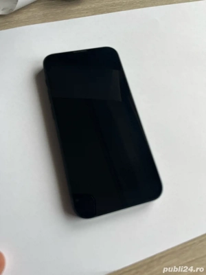 2 Iphone 13 si 13 mini