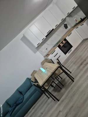 Închiriez studio pe termen lung!!