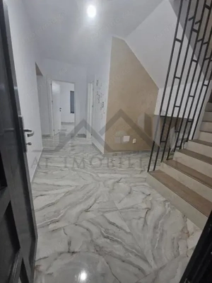 Miroslava vila la cheie  P+E su118mp Teren 440mp zona Trans Anapet - imagine 3