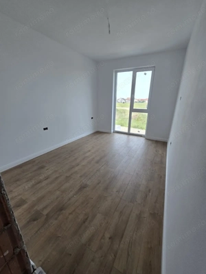  Duplex deosebit   120 mp util | Terasă 35 mp | Curte 300 mp | Comision 0% - imagine 9