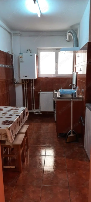 Apartament doua camere,decomandat-zona-Tomis Nord-Banca Religiilor - imagine 3