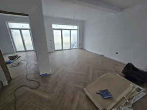  Duplex deosebit   120 mp util | Terasă 35 mp | Curte 300 mp | Comision 0% - imagine 3