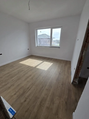  Duplex deosebit   120 mp util | Terasă 35 mp | Curte 300 mp | Comision 0% - imagine 13