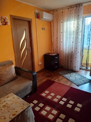 închiriez apartament 2 camere 