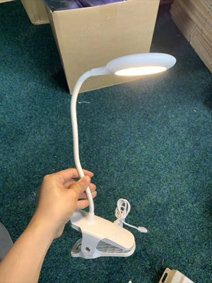 Lampă de birou LED   Lumină albă reglabilă   Nouă