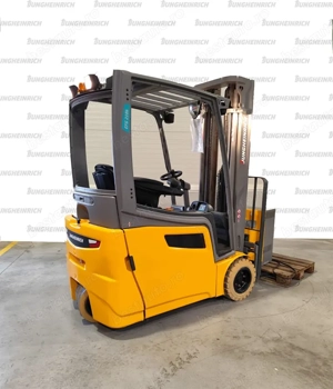 Electrostivuitor Jungheinrich EFG 218k, capacitate 1800 kg, înălțime de ridicare 5000 mm - imagine 2