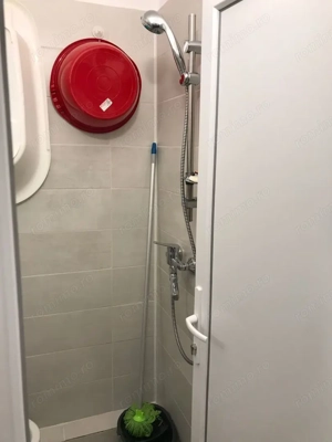 garsoniera | etaj 1 | zona excelenta | mobilat si utilat | - imagine 8