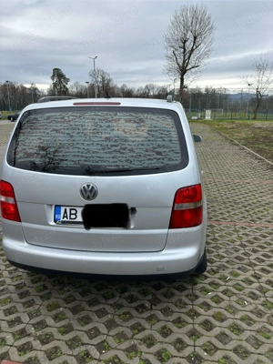 Vând VW Touran 2.0 TDI 2006  - imagine 4