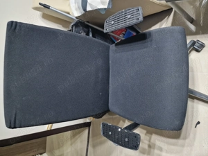 Scaun de birou confortabil   tapițerie impecabilă, mic defect estetic - imagine 3