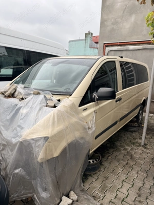 Vand Mercedes Vito 8+1 Locuri Avariat