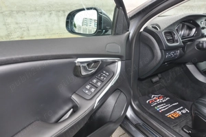 Volvo V40 T4 Powershift - imagine 15