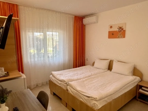 Vând imobil P+2E in Vama Veche central   Afacere la cheie - imagine 6