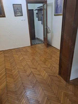 Închiriez apartament 3 cam.