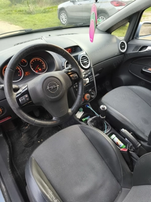 Opel Corsa D 2008 1.2 benzina - imagine 4