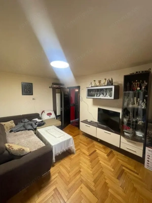 Apartament cu 3 camere, foarte spațios și bine compartimentat, având 60 mp utili - imagine 4