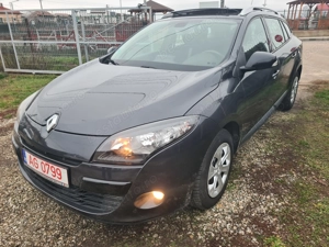 Renault Megane-an 2012-1.5 dci 6+1 trepte-panorama-nr rosii