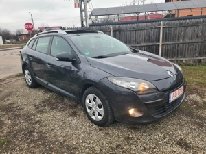 Renault Megane-an 2012-1.5 dci 6+1 trepte-panorama-nr rosii