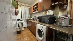 Apartament semidecomandat cu 2 camere, zona Velenta - imagine 3