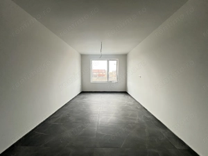 Apartament 2 camere de vânzare   Giroc | stradă asfaltată - imagine 3