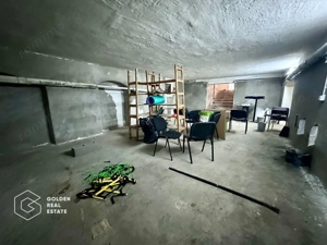 Boxa 67 mp utili, în zona Podgoria