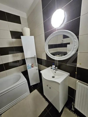 Apartament decomandat cu 2 camere, 41 mp utili, parcare inclusa, zona Terra - imagine 17