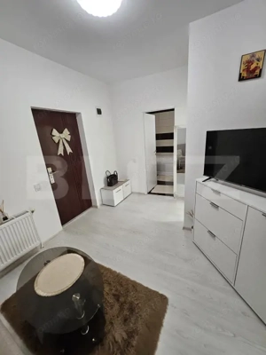 Apartament decomandat cu 2 camere, 41 mp utili, parcare inclusa, zona Terra - imagine 5
