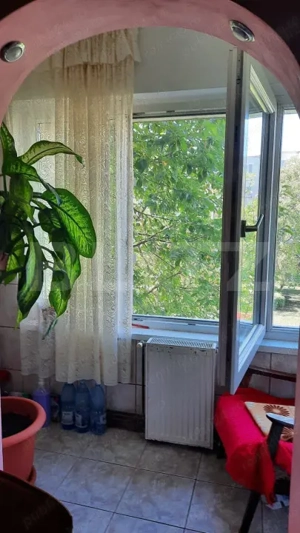 Apartament cu 2 camere, decomandat - Deva, zonă liniștită