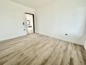 Duplex pe parter cu 3 camere - Bucovat - imagine 5