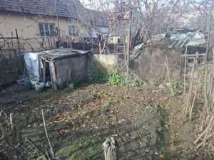 Garsoniera Centru Stradal Toate Utilitatile Bucatarie Separata Pivnita Parcare 2 parcele de gradina - imagine 10