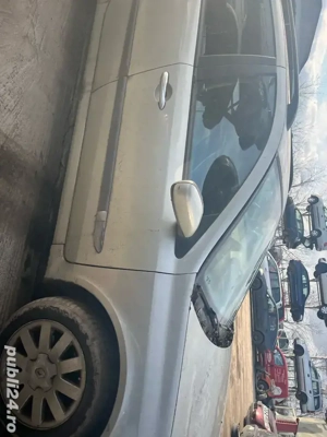 dezmembrez autoturisme