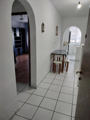 Dau in chirie apartament cu o camera decomandat, 36m