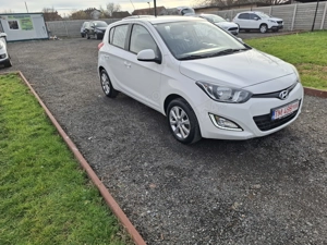 Hyundai i20 1,3i an 2013, Posibil RATE si GARANTIE