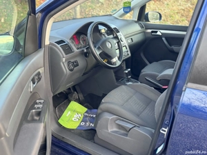 vw Touran automat  - imagine 3