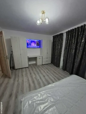 Inchiriez apartament