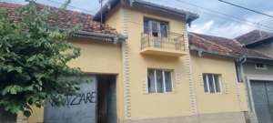 De vanzare sau schimb cu casa in beius ofer diferența - imagine 2