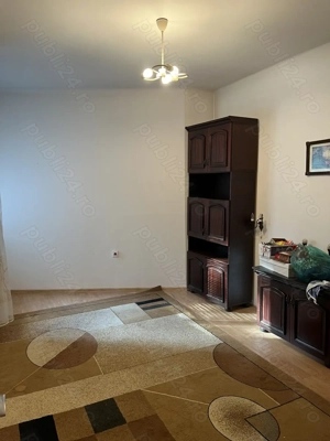 Inchiriere 3 camere semiutilat Bd. Carol