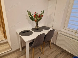 Apartament cu doua camere centru vechi Braşov liber de craciun - imagine 5