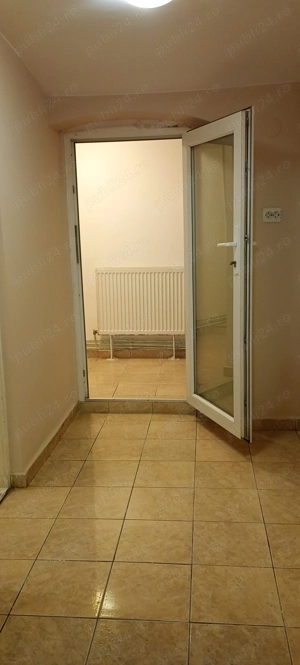 Spatiu comercial 75 mp.Piata Mocioni(langa biserica) - imagine 3