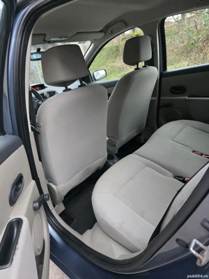 Renault Clio 1.5 Diesel - imagine 8