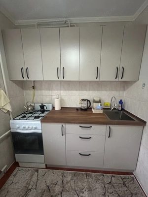 Garsoniera de inchiriat in zona Bartolomeu - imagine 2