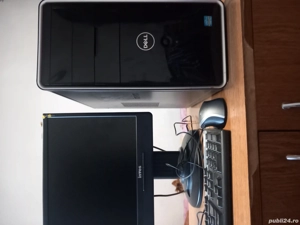 vând camera foto digitala Nikon 