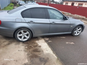 Dezmembrez bmw e90 318d 143cp n47  - imagine 3