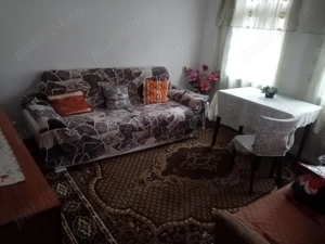 Ofer spre chirie doua camere si hol