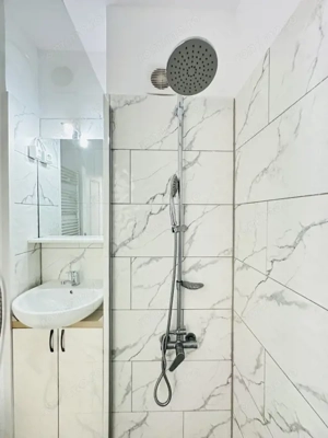 Prima inchiriere - Studio modern, vedere superbă spre oras | Com 0% - imagine 20