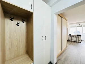 Prima inchiriere - Studio modern, vedere superbă spre oras | Com 0% - imagine 7