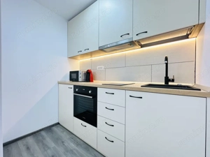 Prima inchiriere - Studio modern, vedere superbă spre oras | Com 0% - imagine 15