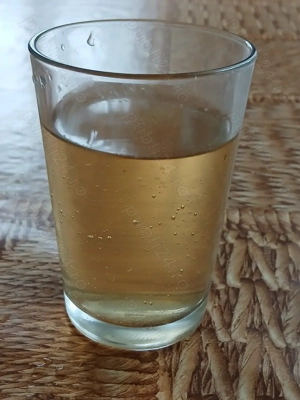 Vand Vin de casă si țuică din vin